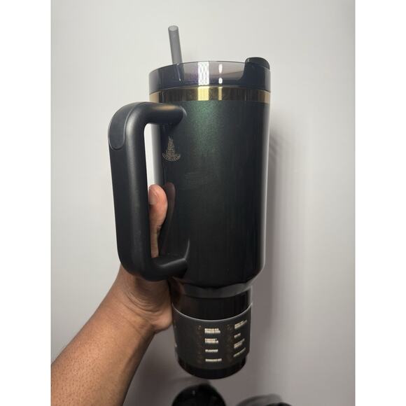 Authentic Stanley X Target Exclusive WICKED 2025 ELPHABA 40oz BNWT - Picture 3 of 6